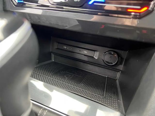 Volkswagen Tiguan 2.0 TDI DSG R-Line