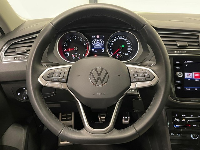 Volkswagen Tiguan Tiguan 1.5 TSI Move ACC+AHK+NAVI+KAMERA+LED