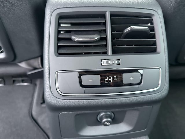 Audi A4 30 TDI Avant S-Line S-Tronic