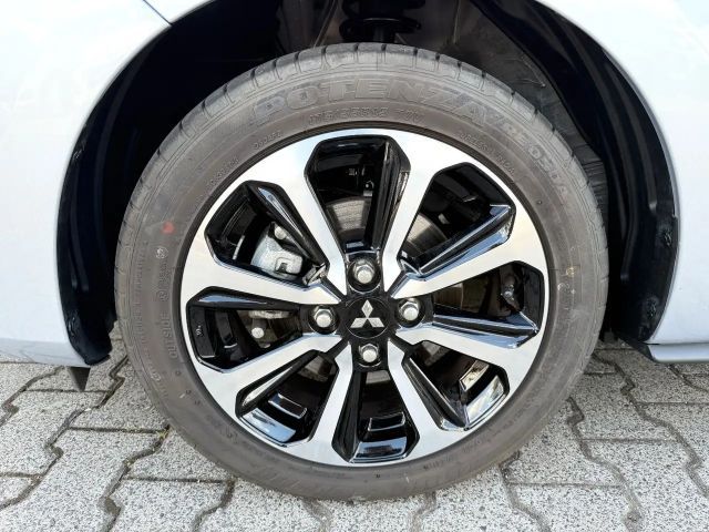 Mitsubishi Space Star Star