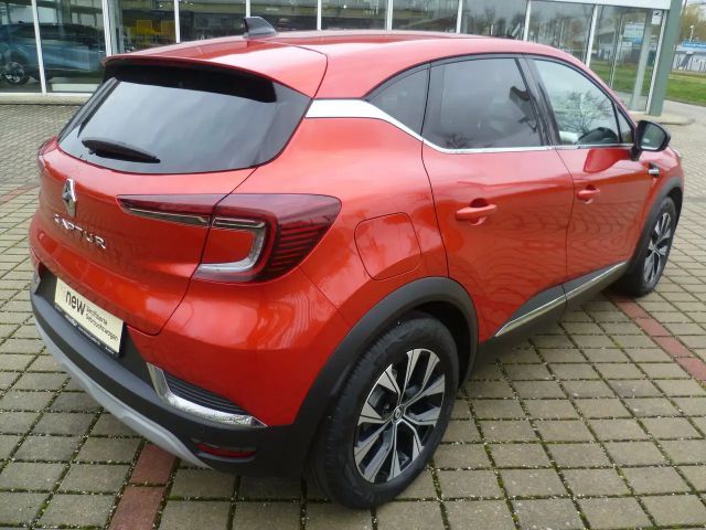Renault Captur Hybrid Techno