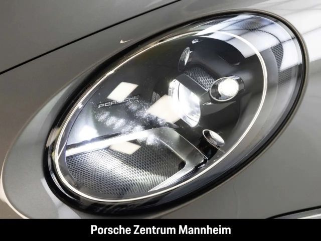 Porsche 992 Carrera Coupé