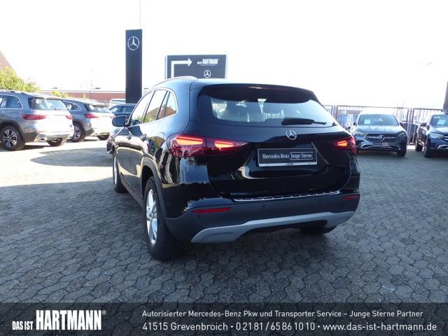 Mercedes-Benz GLA 200 ADVANCED+MBUX+RF.KAM+NAVI+LED+SPURHALTE