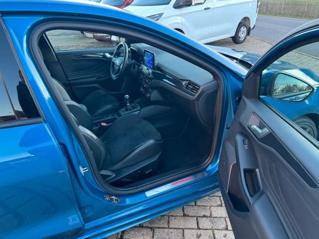 Ford Focus Limited ST Line