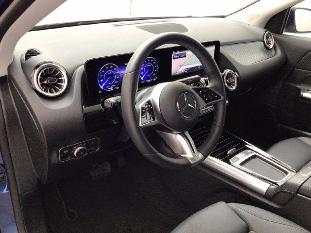 Mercedes-Benz EQA 300 4MATIC