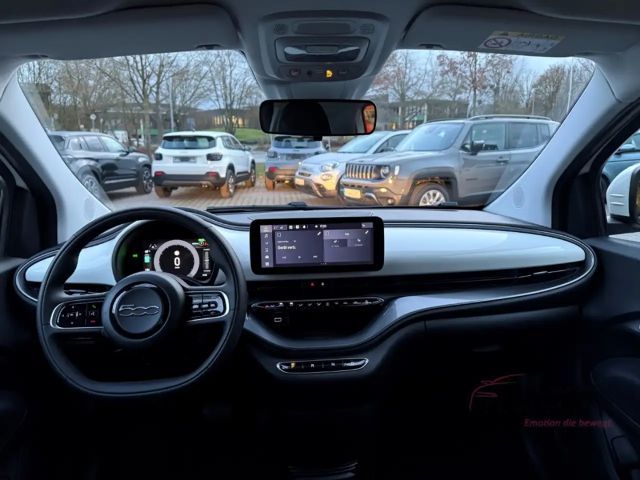 Fiat 500e +Rückfahrkam.+Klimaaut.+PDC+Sitzheizung