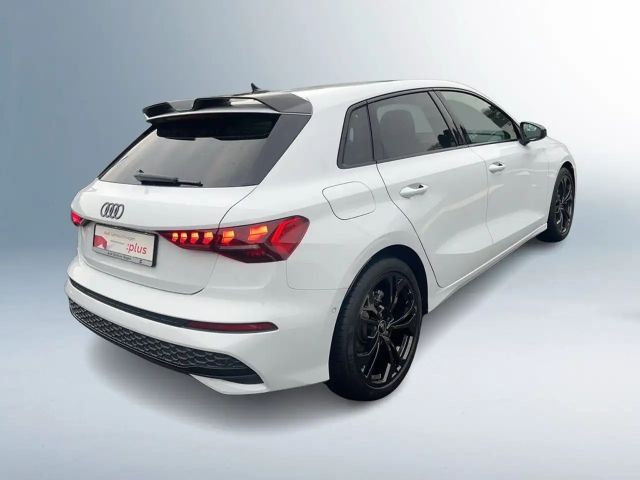 Audi A3 30 TFSI Sedan