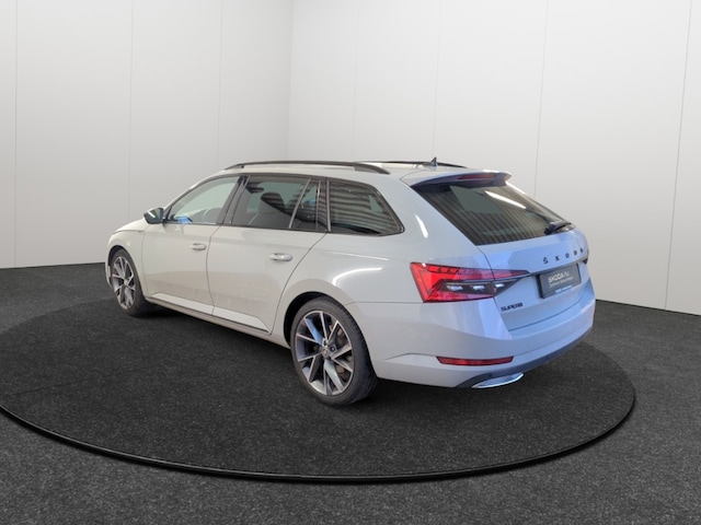 Skoda Superb 2.0 TDI Combi Sportline