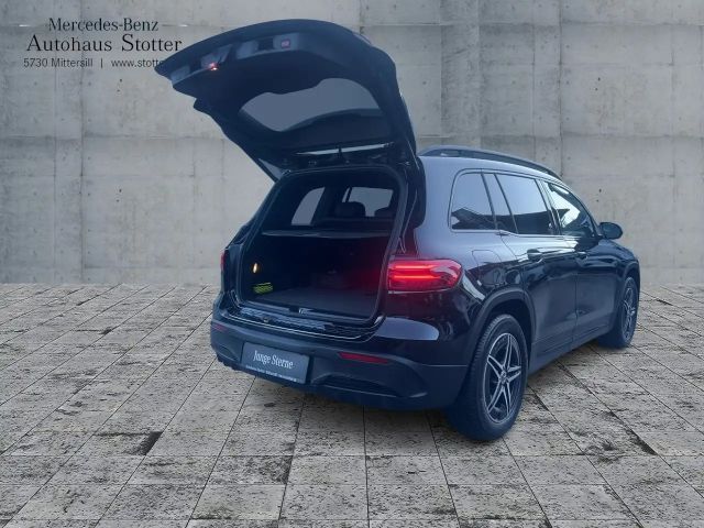 Mercedes-Benz EQB 300 4MATIC AMG Line