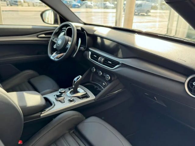 Alfa Romeo Stelvio Q4 Veloce