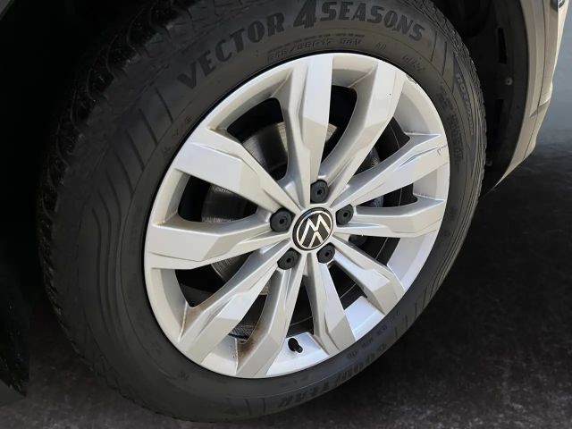 Volkswagen T-Roc 1.5 TSI DSG Sport