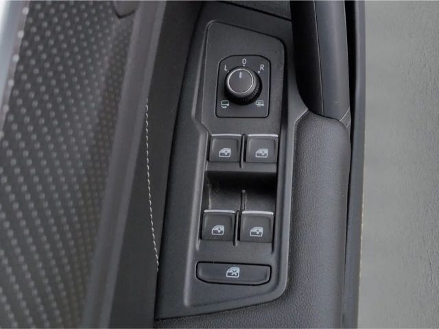 Volkswagen Tiguan DSG R-Line