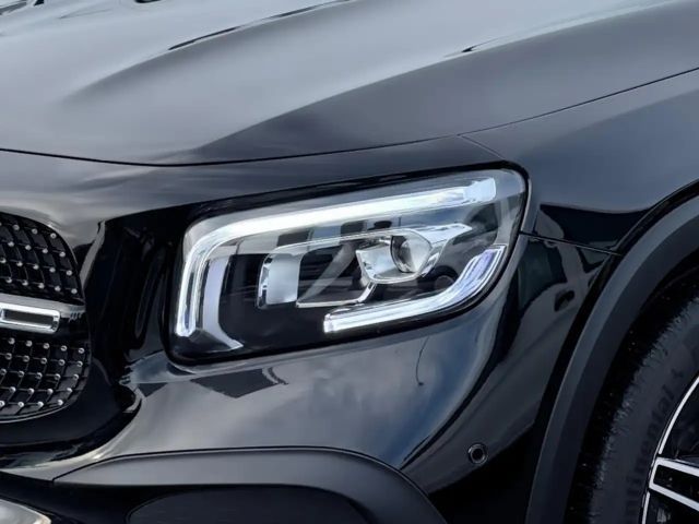 Mercedes-Benz GLB 200 AMG Line