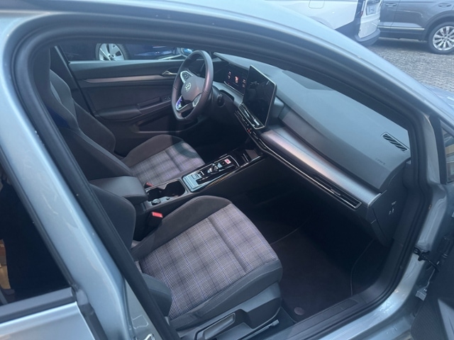 Volkswagen Golf 1.5 TSI DSG eHybrid