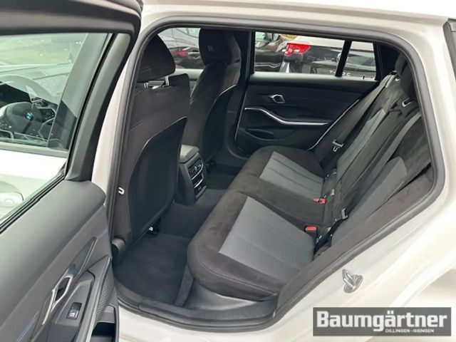 BMW 330 330i M-Sport Touring xDrive