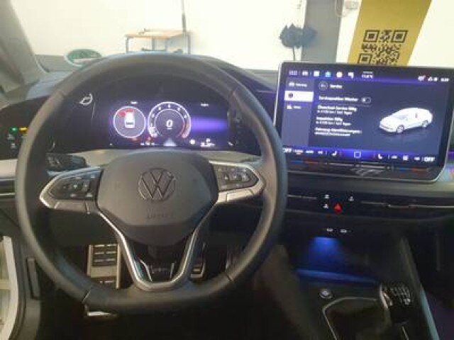 Volkswagen Golf 1.5 TSI Variant