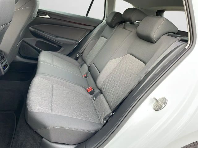 Volkswagen Golf 1.5 TSI DSG Golf VIII Variant