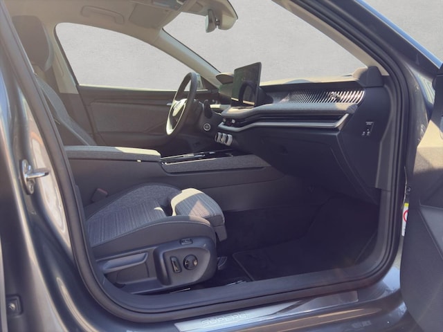 Skoda Superb 2.0 TDI Combi Selection