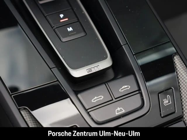 Porsche 992 4 Cabrio Carrera GTS