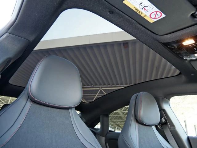 Mercedes-Benz CLA 250 AMG Line Coupé