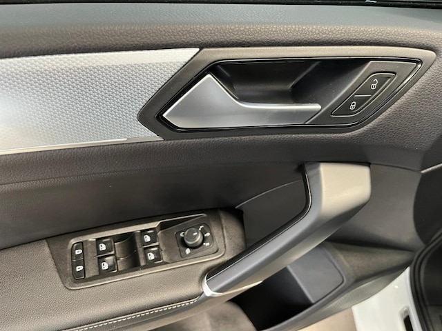 Volkswagen Touran 1.5 TSI DSG