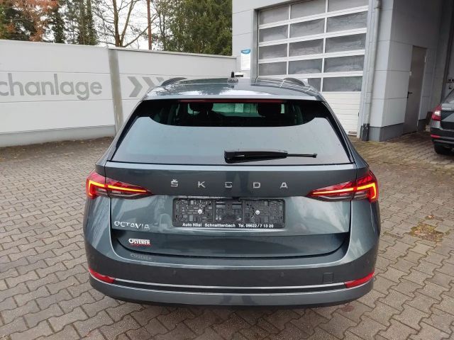 Skoda Octavia 1.5 TSI Ambition Combi