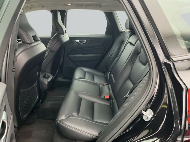 Volvo XC60 Dark Plus