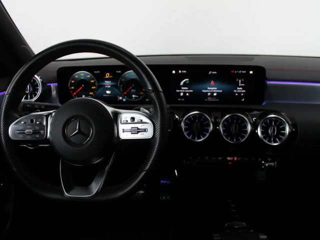 Mercedes-Benz CLA 250 AMG Line CLA 250 e
