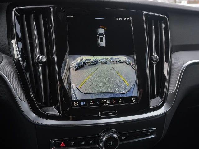 Volvo V60 Cross Country AWD Plus