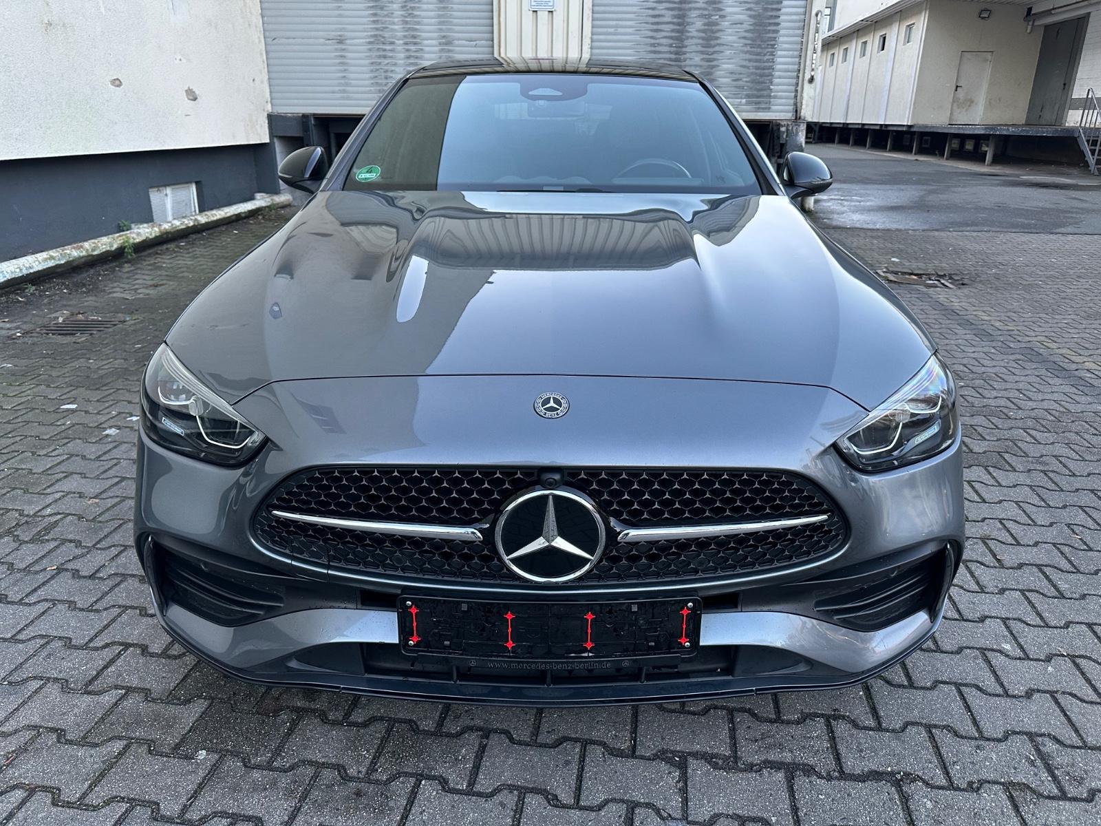 Mercedes-Benz C 200 AMG Line Sedan