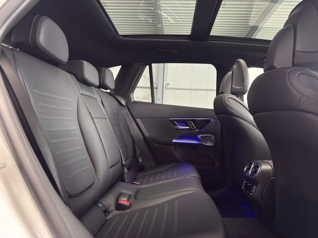 Mercedes-Benz GLC 200 4MATIC AMG Line Premium