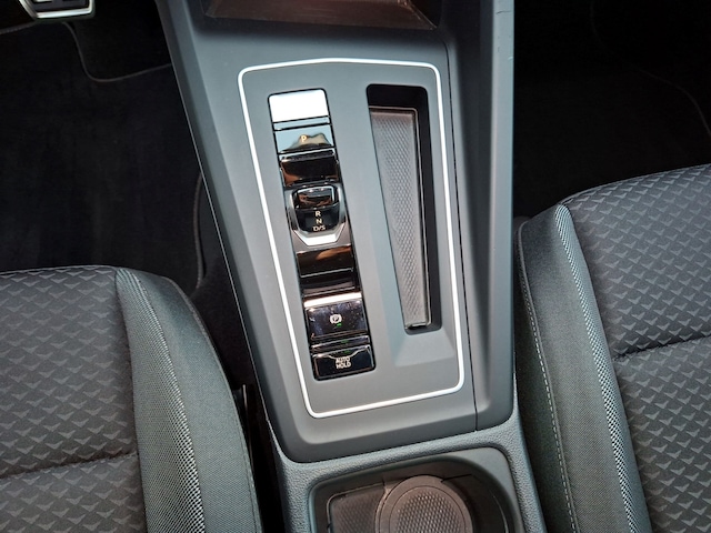 Volkswagen Golf 1.5 eTSI DSG Golf VIII