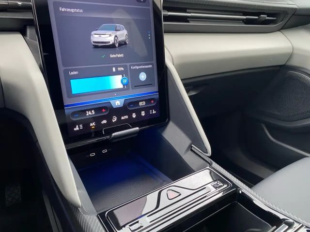 Ford Explorer Premium RWD