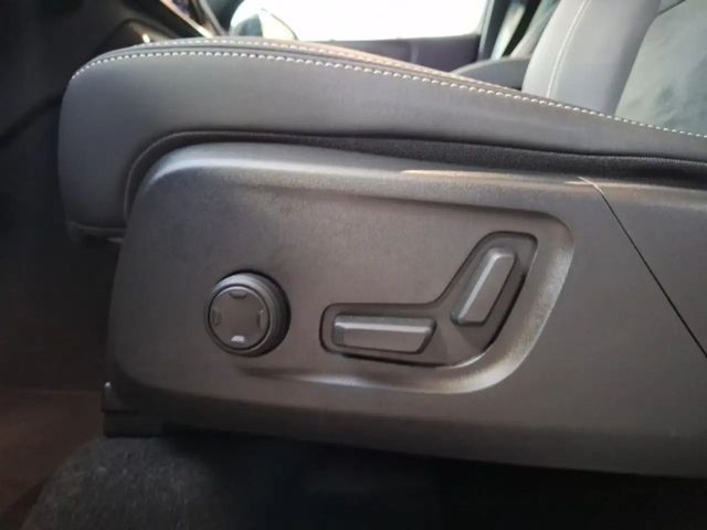 Volvo XC40 Dark Recharge T4 Ultimate