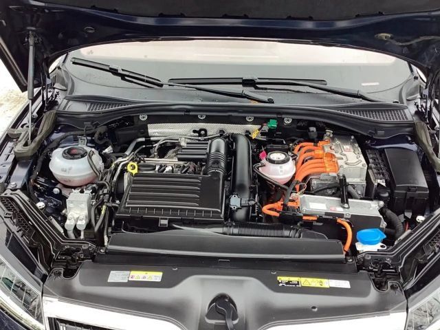 Skoda Superb 1.4 TSI Combi iV