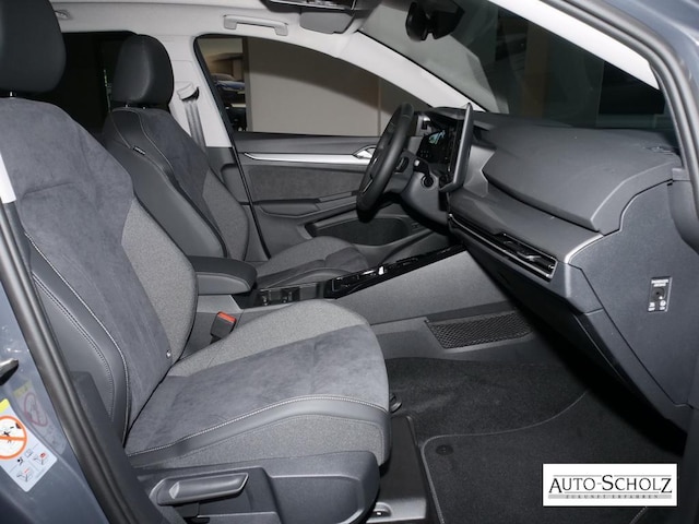 Volkswagen Golf DSG Style Variant