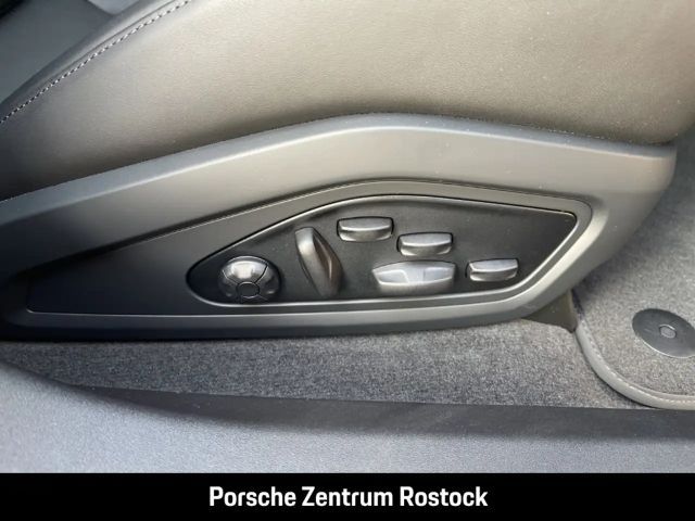 Porsche Taycan 4 Cross Turismo