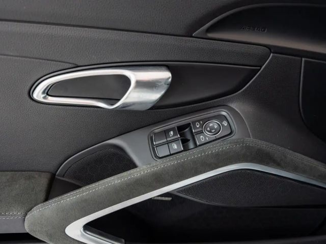 Porsche Cayman 4 718 Coupé GTS