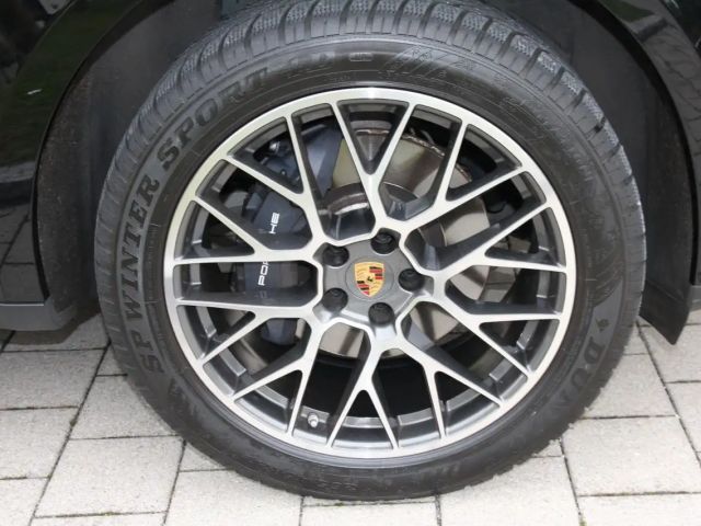 Porsche Macan Lederpaket*18 Wege*PDLS+*Kamera*20"Spyder