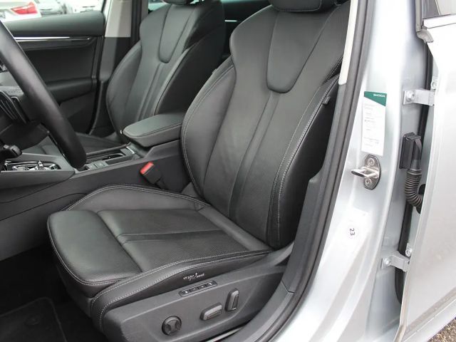 Skoda Octavia Combi Style Style