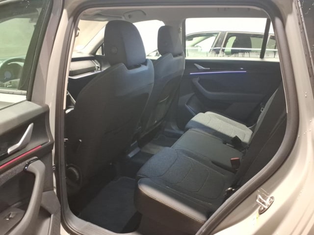 Skoda Kodiaq 1.5 eTSI DSG +AHK +LED +CARPLAY +RKAM +VIRTUAL +NAVI +SHZ +18" +