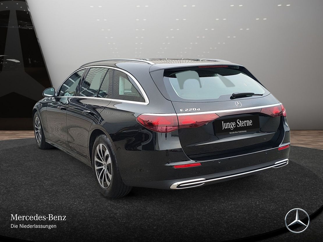 Mercedes-Benz E 220 AVANTGARDE E 220 d Estate