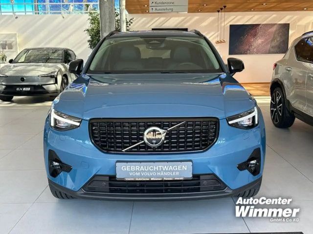 Volvo XC40 Business Dark Plus