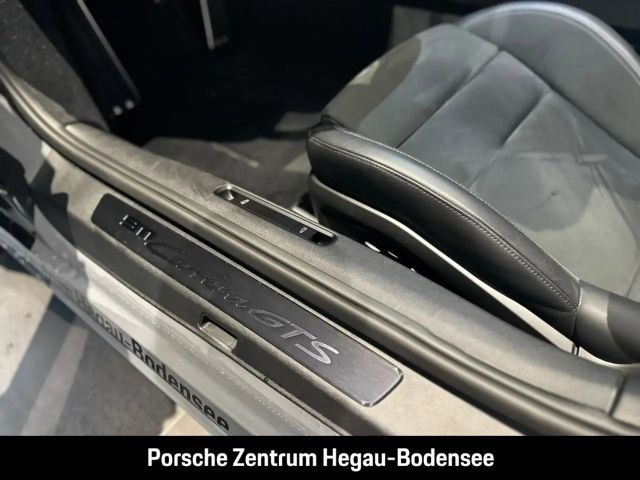 Porsche 992 Cabrio Carrera GTS