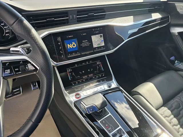 Audi RS6 Avant Quattro S-Tronic