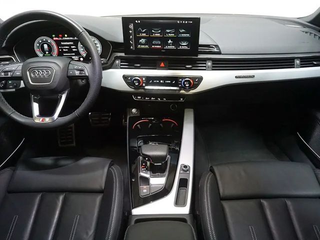 Audi A4 Quattro S-Tronic