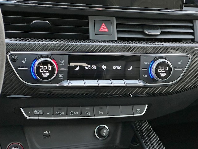 Audi RS4 Avant Quattro