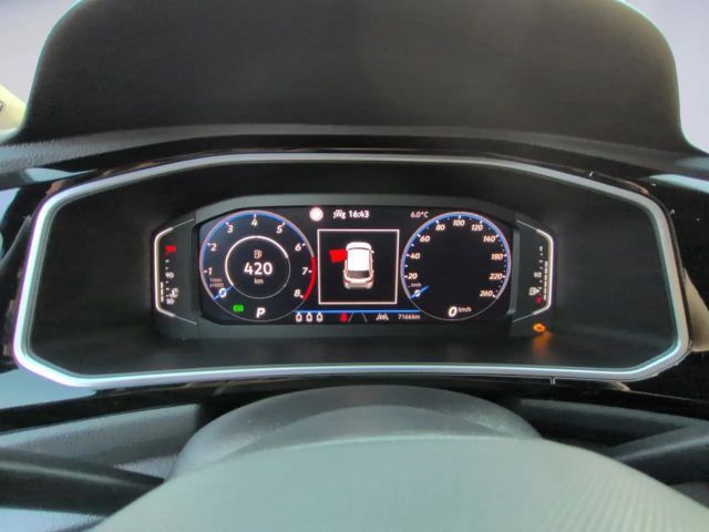 Volkswagen T-Roc 1.5 TSI DSG R-Line