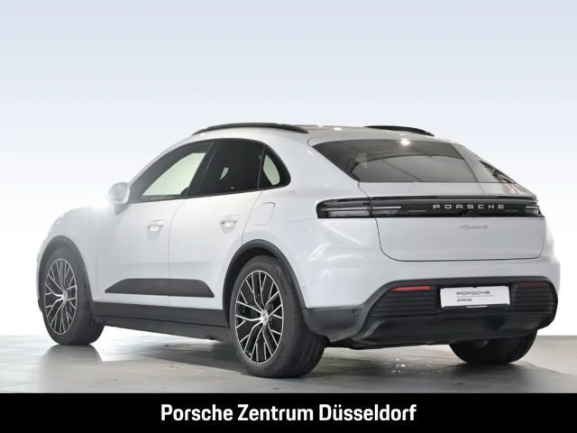 Porsche Macan 4