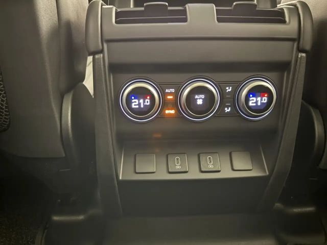 Land Rover Defender 110 Dynamic HSE